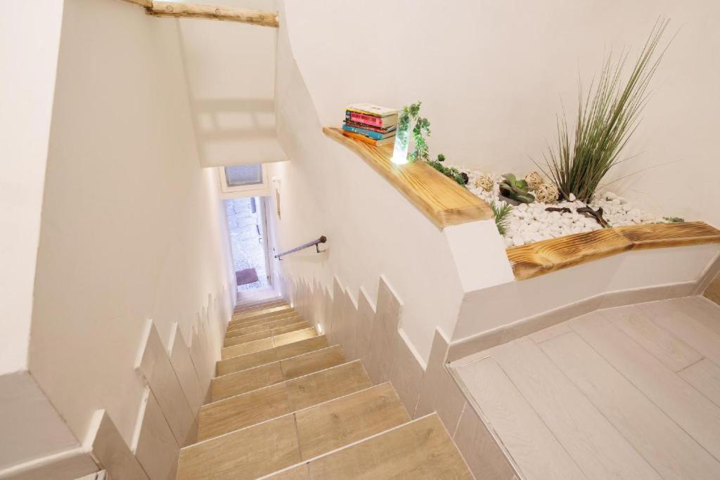 Legnosuites 3 Rooms 3 Bathrooms Group And Family By HouseinNeapel Exteriör bild